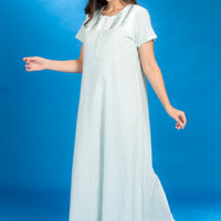 Taniqsh Green Cotton Long Nighty