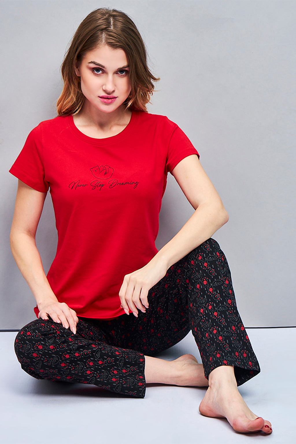 Calla Knitted cotton Red T-Shirt - Pyjama set
